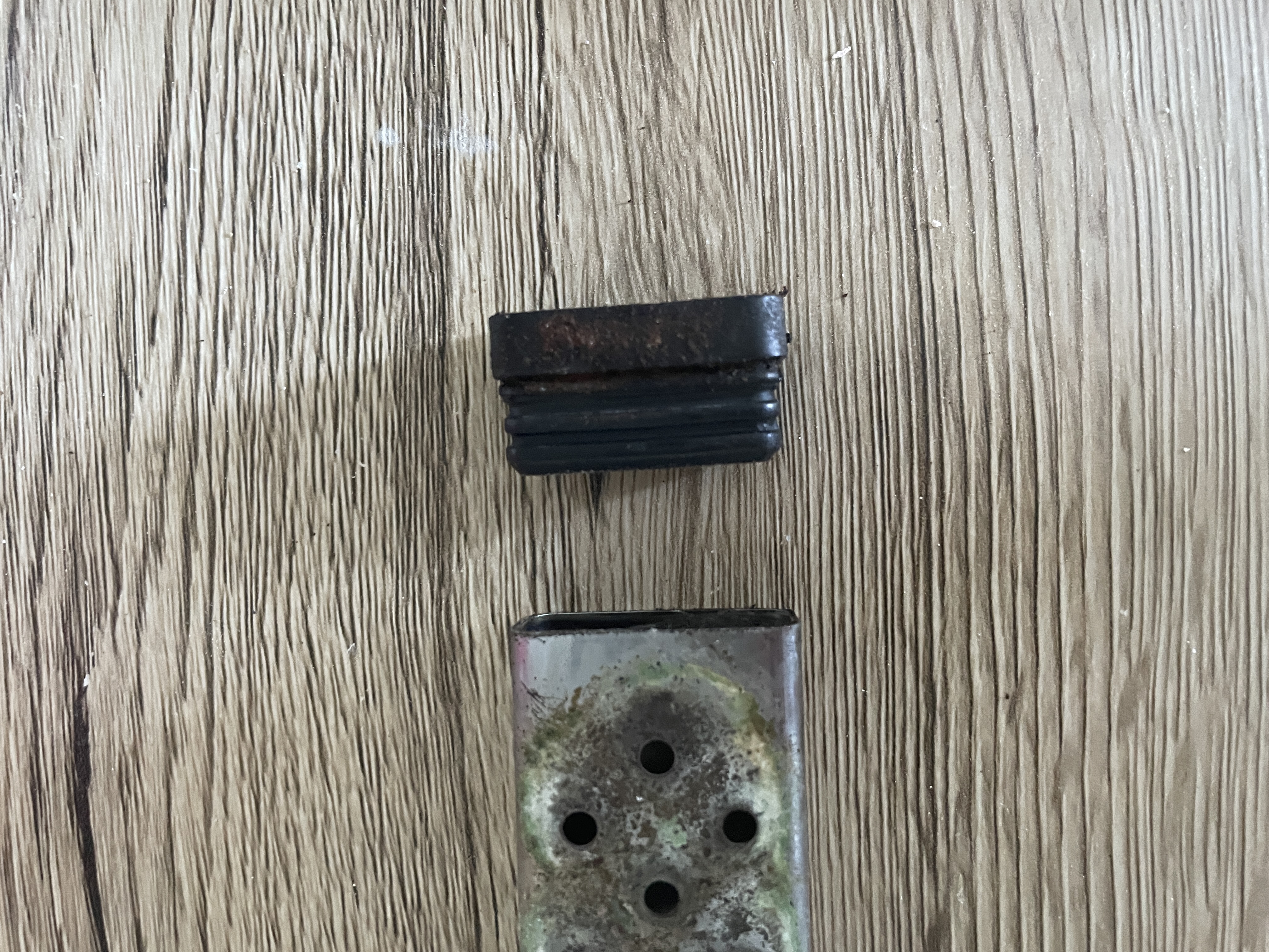 Rubber sealing