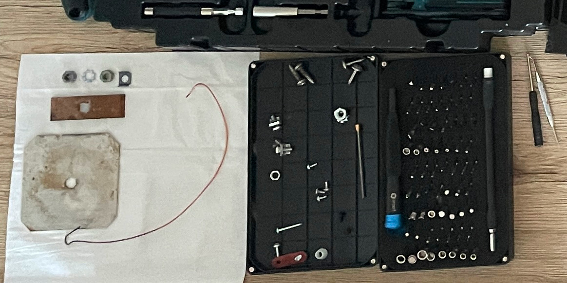 Placing screws